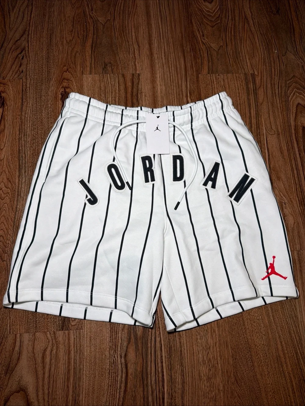 Air Jordan Brooklyn Diamond Fleece Shorts Mens Sz LARGE L White Black Striped